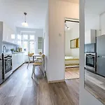 Z 2 Sypialniami Na Starym Miescie 2bedrooms Old Town Daire *