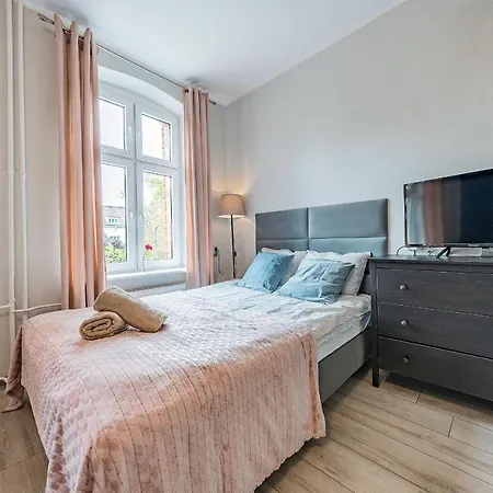 Appartamento Z 2 Sypialniami Na Starym Miescie 2bedrooms Old Town Danzica