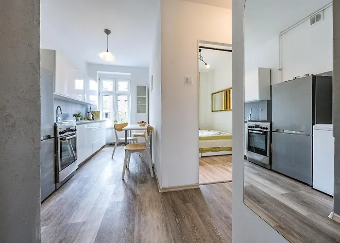 Przytulny Z 2 Sypialniami Na Starym Mieście/ 2bedrooms Old Town Apartament *