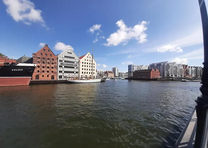 Przytulny Z 2 Sypialniami Na Starym Mieście/ 2bedrooms Old Town Apartament *